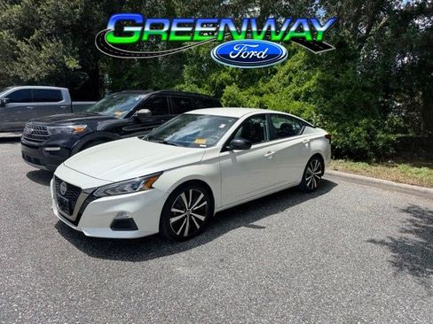 Used 2020 Nissan Altima 2.5 SR FWD image 1