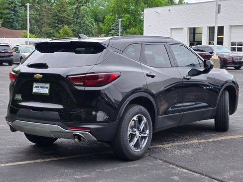 Certified 2023 Chevrolet Blazer LT w/ Convenience Package FWD image 11
