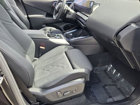 Used 2025 BMW X3 xDrive30i image 16