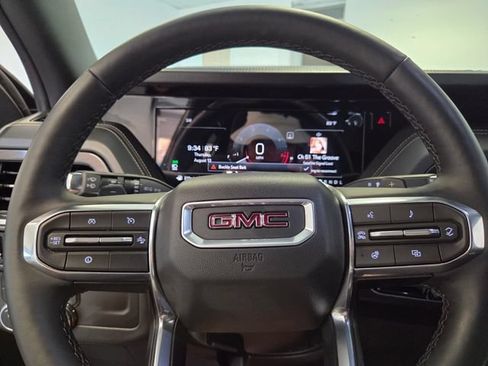 Used 2026 GMC Yukon Elevation AWD/4WD image 25