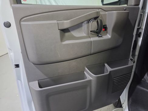 Used 2025 Chevrolet Express 2500 w/ Driver Convenience Package RWD image 12