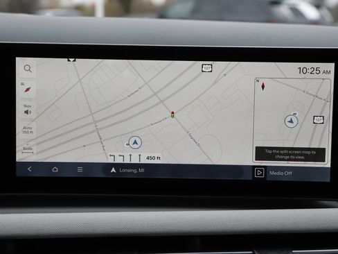 New 2026 Hyundai Tucson Limited image 24