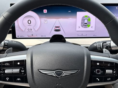 New 2026 Genesis GV70 2.5T Advanced image 24