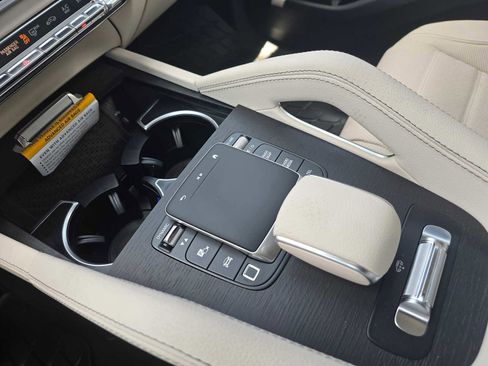 New 2025 Mercedes-Benz GLS 580 4MATIC image 34