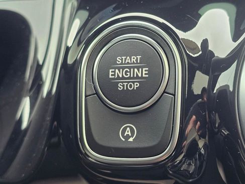 New 2026 Mercedes-Benz GLA 250 4MATIC image 40