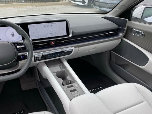 New 2025 Hyundai Ioniq 6 SEL image 25