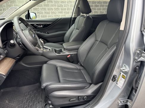 Used 2025 Subaru Outback Touring XT w/ Tech Package 2 image 15