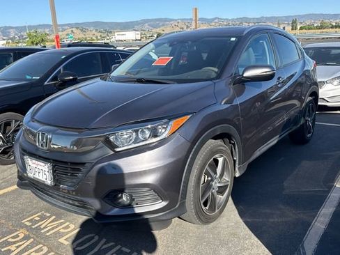 Used 2021 Honda HR-V EX image 2