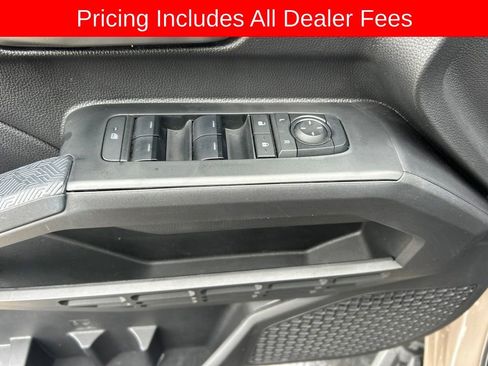 Used 2026 Toyota Tacoma TRD Off-Road AWD/4WD image 4