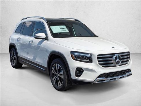 New 2026 Mercedes-Benz GLB 250 4MATIC image 7