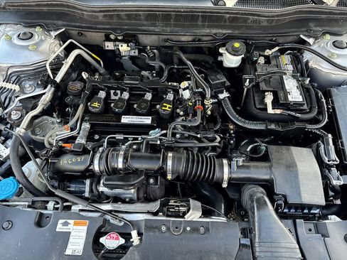 Used 2018 Honda Accord Touring image 26