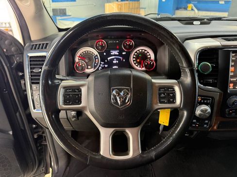 Used 2016 RAM 1500 Laramie AWD/4WD image 19