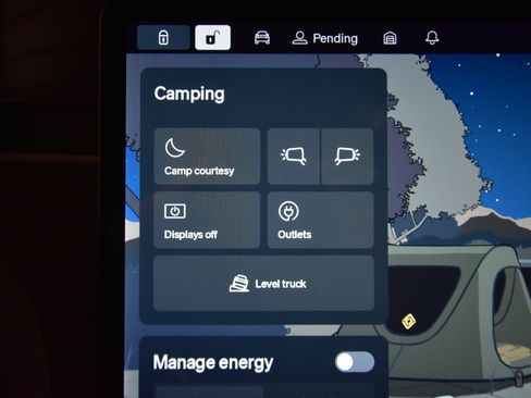 Used 2022 Rivian R1T Adventure image 41