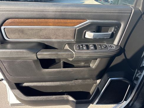 Used 2024 RAM 2500 Laramie w/ Safety Group image 29