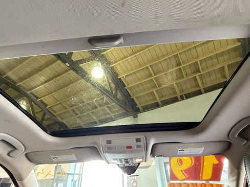 Used 2019 Volkswagen Jetta SEL image 11