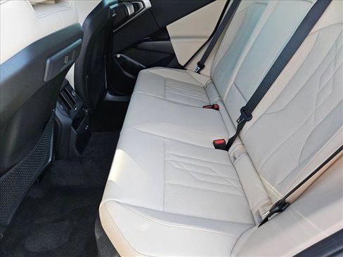Used 2026 BMW X3 xDrive30i w/ Convenience Package AWD/4WD image 16