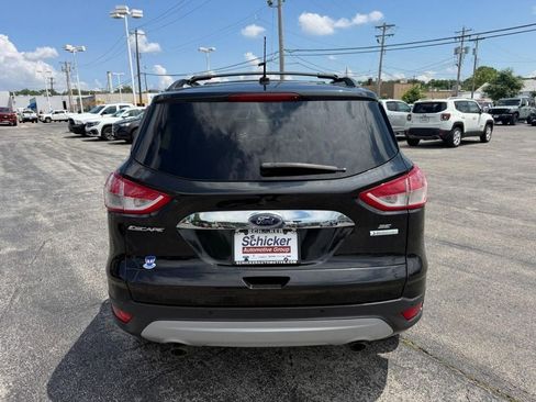 Used 2015 Ford Escape SE w/ SE Chrome Package FWD image 9