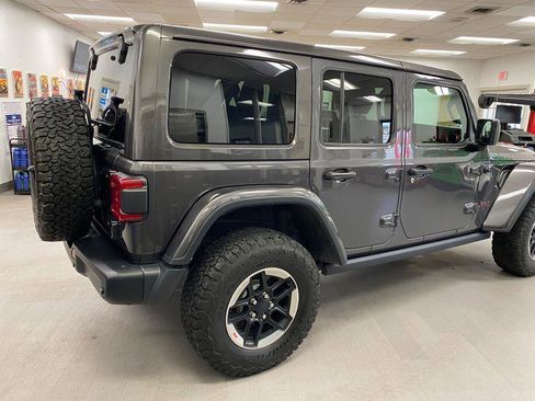 Used 2018 Jeep Wrangler Unlimited Rubicon w/ Dual Top Group image 20