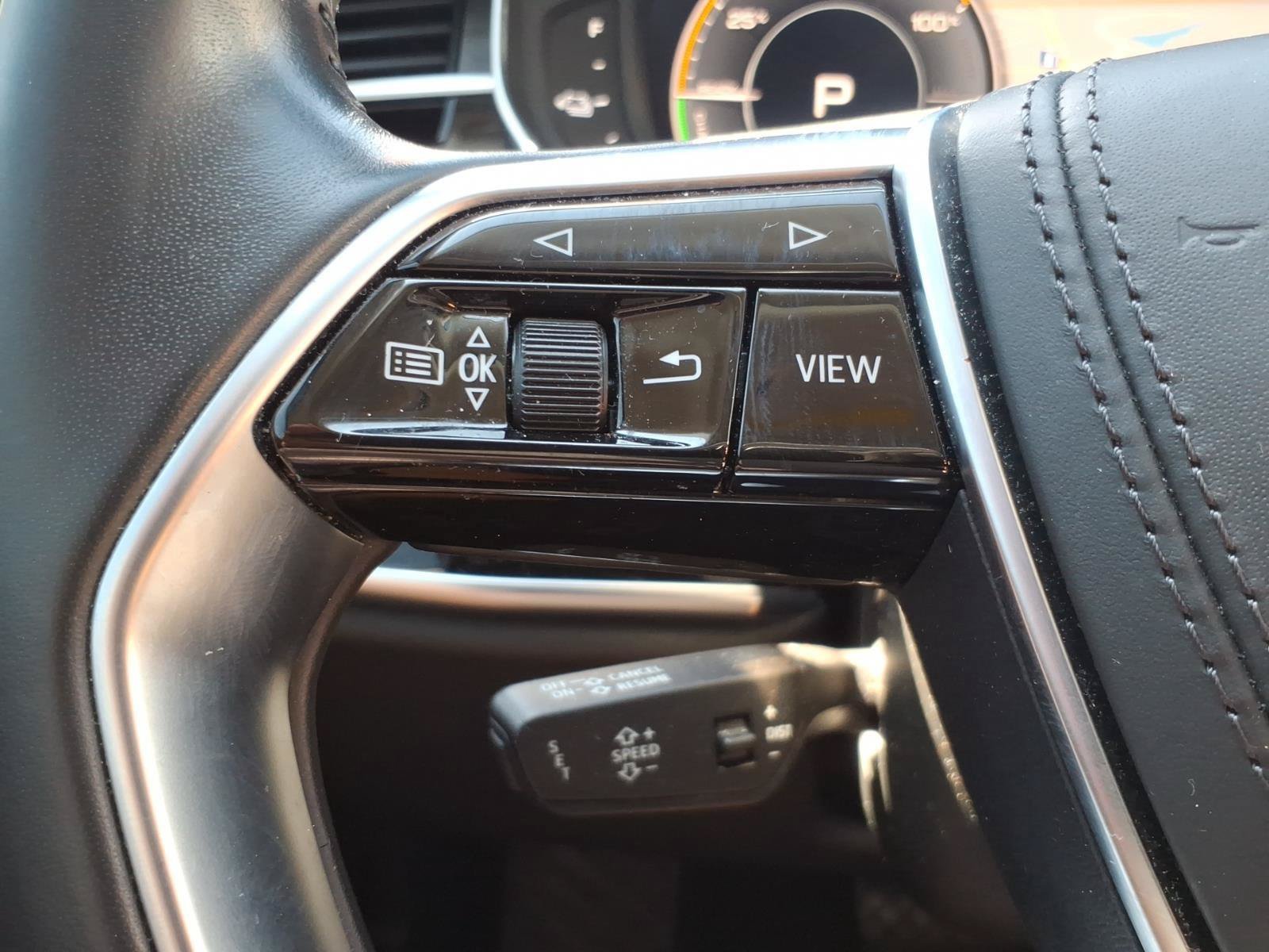 Used 2020 Audi A8 L 3.0T w/ Executive Package AWD/4WD image 15