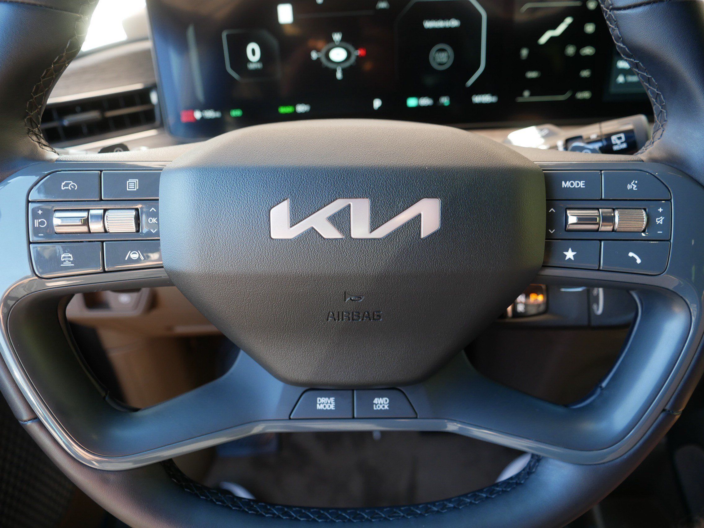Certified 2024 Kia EV9 Land AWD/4WD image 25