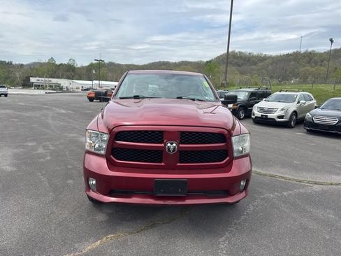 Used 2015 RAM 1500 Express AWD/4WD image 3