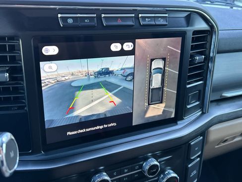 Certified 2023 Ford F350 Lariat w/ Chrome Package image 41