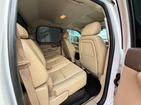 Used 2011 Chevrolet Silverado 2500 LTZ w/ LTZ Plus Package AWD/4WD image 38
