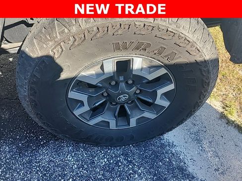 Certified 2023 Toyota Tacoma TRD Off-Road w/ Technology Package image 8