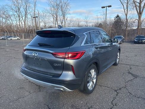 Used 2021 INFINITI QX50 Essential w/ Convenience Package image 5