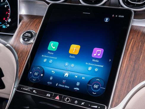 Certified 2026 Mercedes-Benz GLC 300 image 17