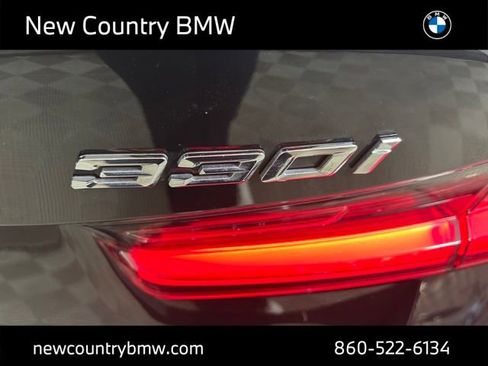 Certified 2023 BMW 330i xDrive Sedan w/ Premium Package AWD/4WD image 11