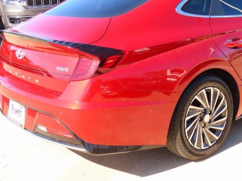 Used 2023 Hyundai Sonata Limited image 10