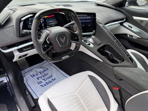 Used 2023 Chevrolet Corvette Z06 image 14