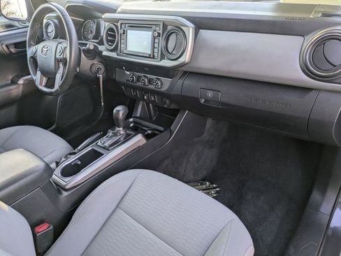 Used 2019 Toyota Tacoma SR5 image 29