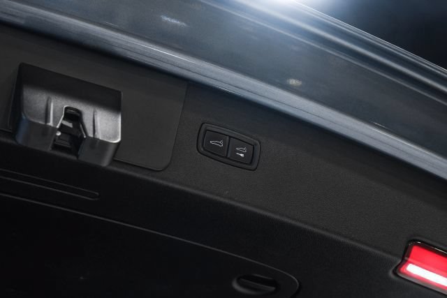 Used 2019 Porsche Cayenne AWD/4WD image 53