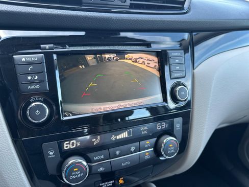 Used 2019 Nissan Rogue Sport SV AWD/4WD image 29