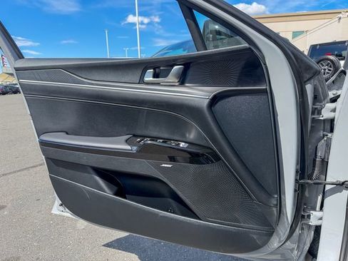 Used 2025 Kia K5 GT-Line w/ GT-Line Premium Package image 13