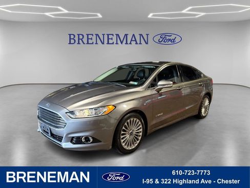 Used 2013 Ford Fusion Titanium FWD image 1
