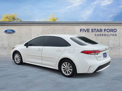 Used 2022 Toyota Corolla LE w/ LE Convenience Package FWD image 6