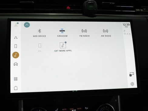 Used 2023 Land Rover Range Rover SE image 27