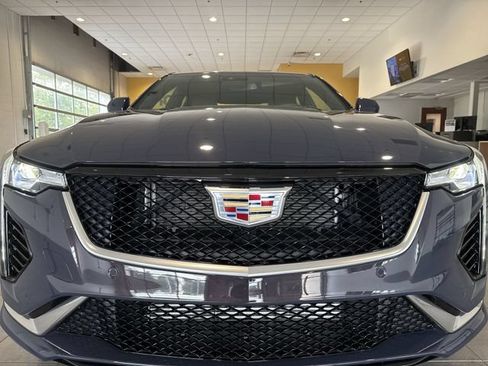 Certified 2025 Cadillac CT4 Sport RWD image 10