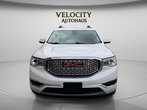 Used 2017 GMC Acadia Denali w/ Technology Package AWD/4WD image 2