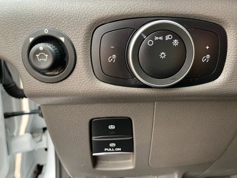 Used 2021 Ford Transit 350 XL image 19