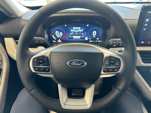 New 2026 Ford Explorer Active w/ Active Comfort Package image 48