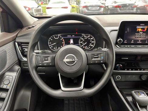 Certified 2022 Nissan Rogue SV image 15