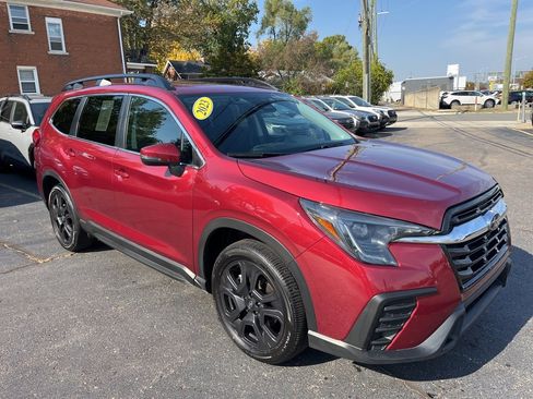 Certified 2023 Subaru Ascent Premium w/ Convenience Package image 3