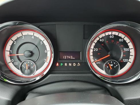 Used 2016 Dodge Grand Caravan SE image 24