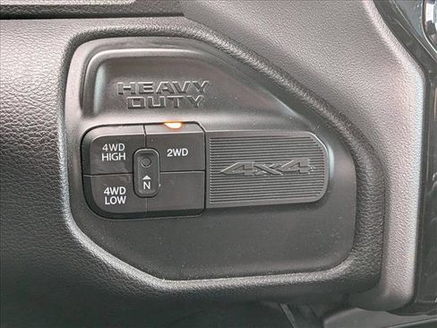 Used 2024 RAM 2500 Laramie w/ Sport Appearance Package image 15