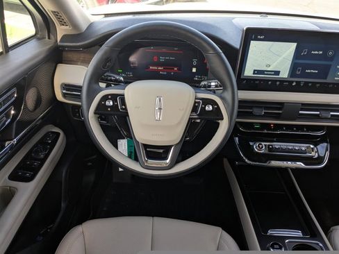 New 2026 Lincoln Corsair Grand Touring AWD/4WD image 19
