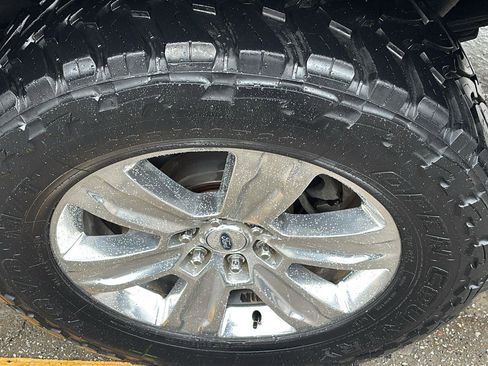 Used 2015 Ford F150 Platinum w/ FX4 Off-Road Package AWD/4WD image 12